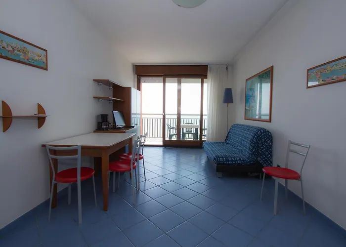 Florida アパートホテル