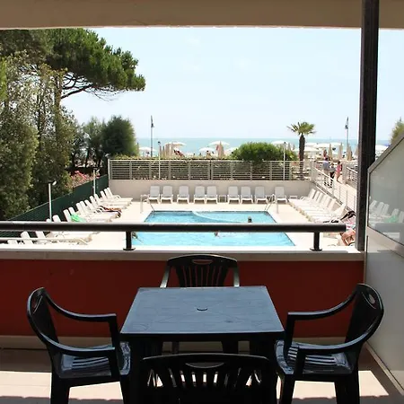 Hotel apartamentowy Florida 4*