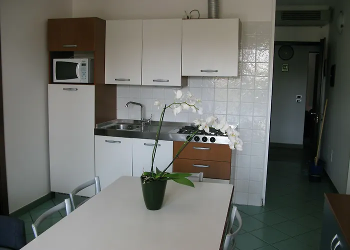 Aparthotel Florida 4*