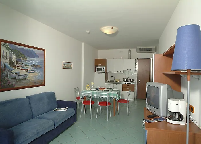 Aparthotel Florida 4*