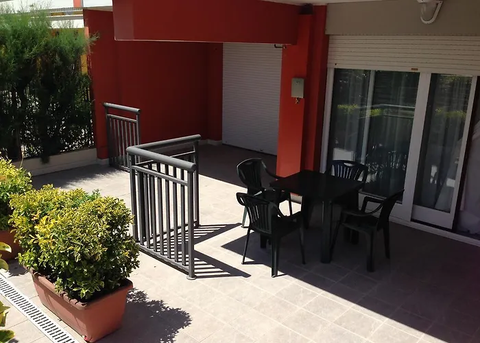 Aparthotel Florida 4*